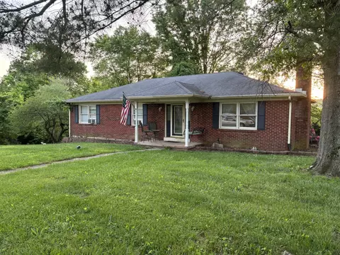 97 Sycamore Dr, Lancaster, KY 40444