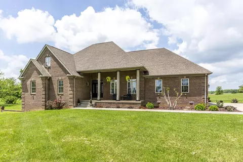 572 Tarr Rd, Paris, KY 40361
