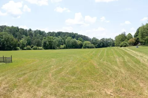 705 Corinth Cemetey Rd, Corbin, KY 40701 photo 1