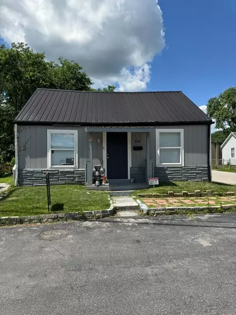 206 Meagher Ave, Frankfort, KY 40601