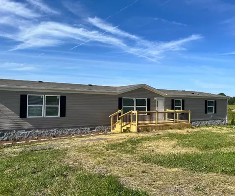 243 Turkey Loop, East Bernstadt, KY 40729