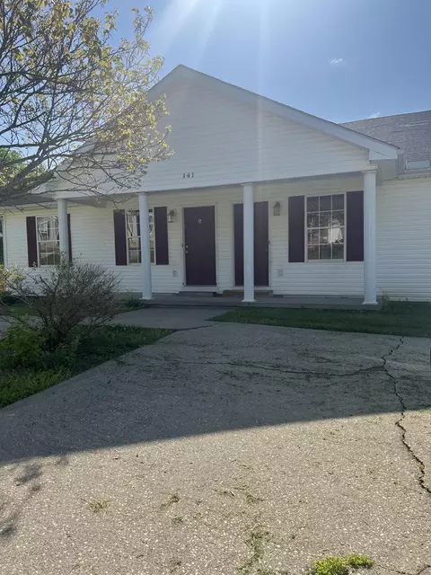 141 Ruby Ln, Irvine, KY 40336 photo 1