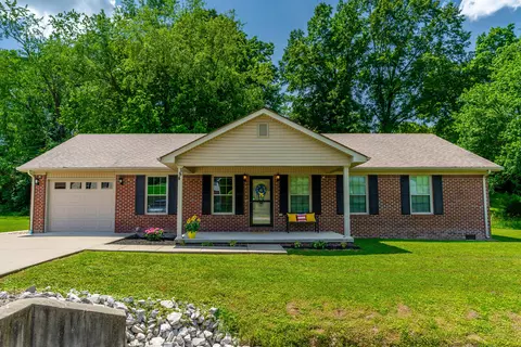 184 Lee Paige Ct, Berea, KY 40403
