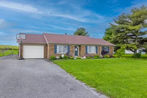 218 Talmage Mayo Rd, Harrodsburg, KY 40330