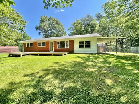 105 Nip Perkins Ln, Whitley City, KY 42653