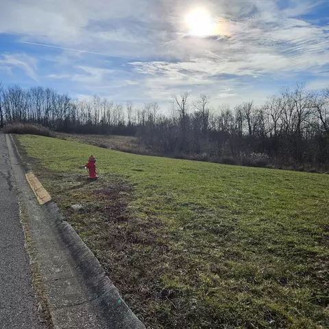 215-219 Connie Ln, Winchester, KY 40391