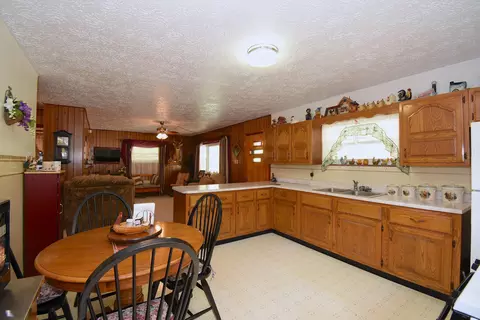 608 Stephens Ln, Sandy Hook, KY 41171 photo 10