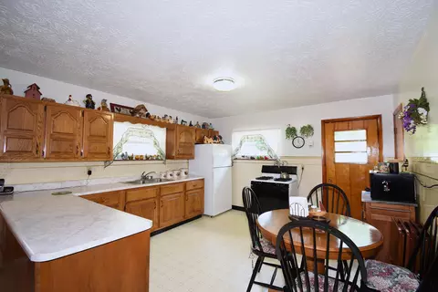 608 Stephens Ln, Sandy Hook, KY 41171 photo 9