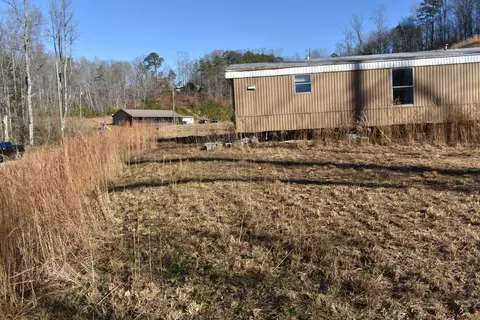 4 Taylor Rd, Middlesboro, KY 40965 photo 6
