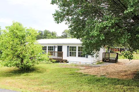 Exterior - 108 Laurel Ridge Rd, Corbin, KY 40701 photo 4 of 5