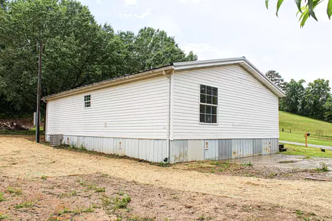 Exterior - 108 Laurel Ridge Rd, Corbin, KY 40701 photo 2 of 5