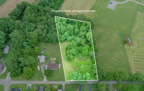 1 705 Acre Wilson St, North Middletown, KY 40357