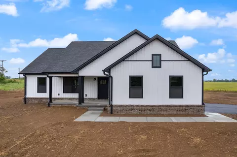 555 Robb Rd, Harrodsburg, KY 40330
