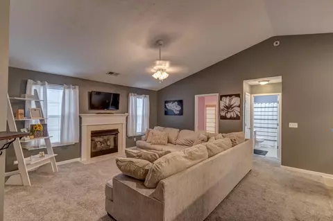 2532 Rockaway Pl, Lexington, KY 40511