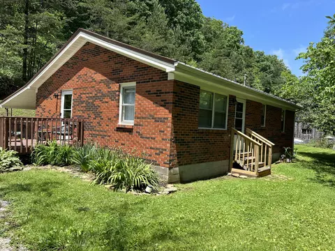 68 Bluetick Rd, Berea, KY 40403