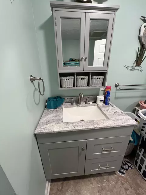 Bath - 68 Bluetick Rd, Berea, KY 40403 photo 3 of 3
