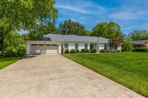 612 Autumn Ln, Lexington, KY 40502