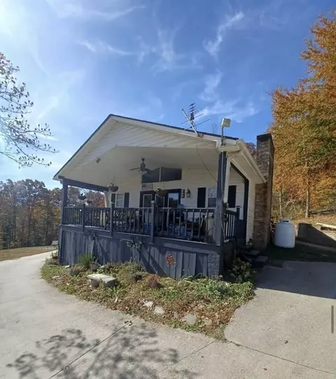 575 Cannon Hollow Rd, Bronston, KY 42518