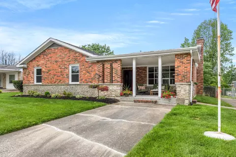518 Pinoak Dr, Nicholasville, KY 40356