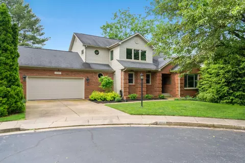 2949 Tabor Oaks Ln, Lexington, KY 40502