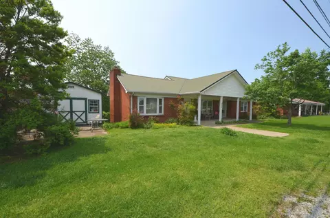 1668 Louisville Rd, Harrodsburg, KY 40330