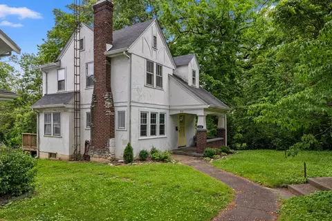 210 Terrace Ct, Danville, KY 40422