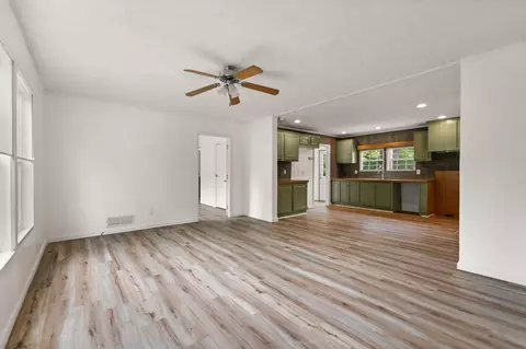 130 Brandy Ln, Stanton, KY 40380 photo 4