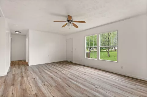 130 Brandy Ln, Stanton, KY 40380 photo 6