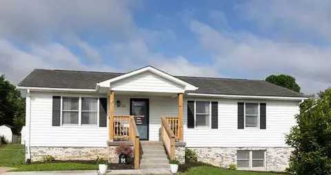 211 Dove Dr, Lawrenceburg, KY 40342
