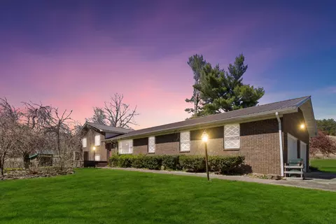 2765 Mcneil-corn Creek Rd, Rockholds, KY 40759