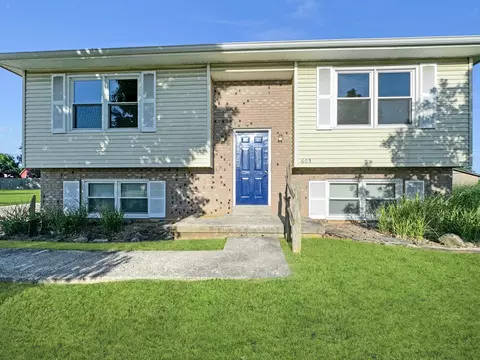 605 Eureka Springs Dr, Lexington, KY 40517