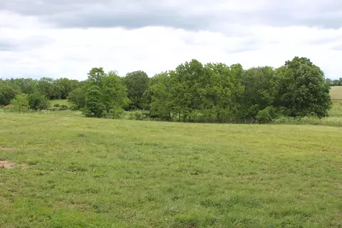 187 Jackstown Rd, Paris, KY 40361