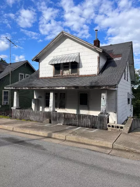89 S Main St, Mount Olivet, KY 41064