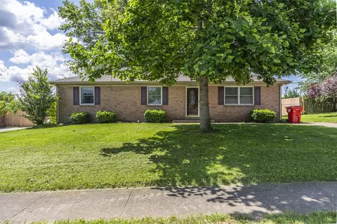 221 Longview Dr, Nicholasville, KY 40356