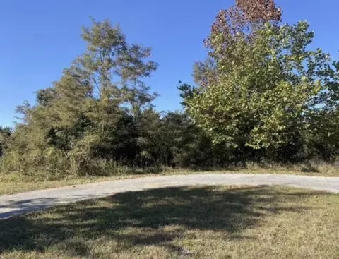 lot Hilltop Ct, Waynesburg, KY 40489