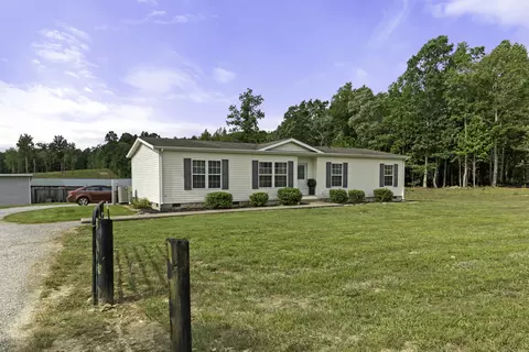 4367 Pine Grove Rd, Crab Orchard, KY 40419