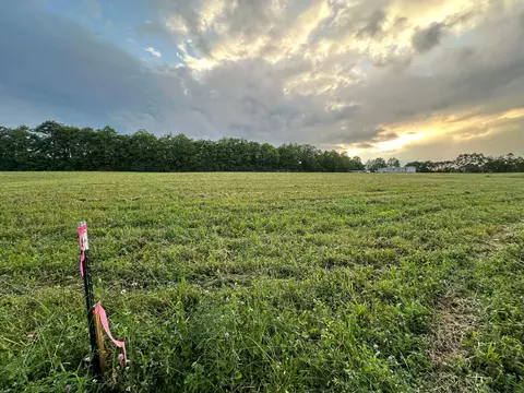 1 Walnut Grv # C, Carlisle, KY 40311
