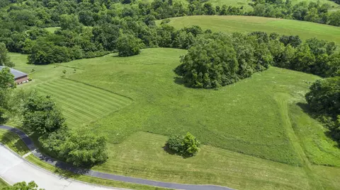 101 Hogans Pkwy, Dry Ridge, KY 41035