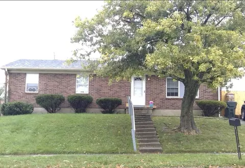 3594 River Park Dr, Lexington, KY 40517