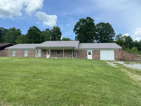 50 Napier Ln, Crab Orchard, KY 40419