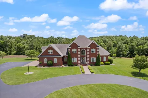 360 Fairplay Rd, Columbia, KY 42728