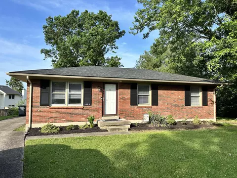 3098 Pimlico Pkwy, Lexington, KY 40515