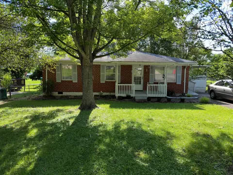 102 Creekstone Ct, Frankfort, KY 40601