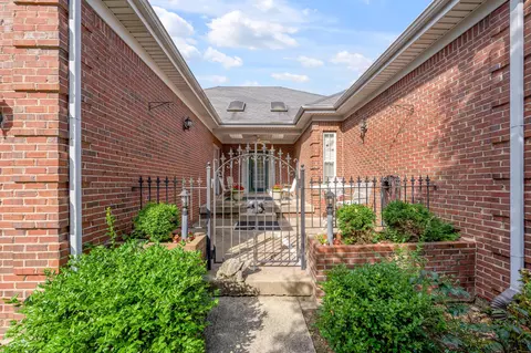 3233 Marston Pl, Lexington, KY 40503