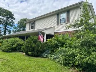 444 Elkin Station Rd, Winchester, KY 40391