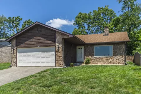 381 Fox Harbour Dr, Lexington, KY 40517