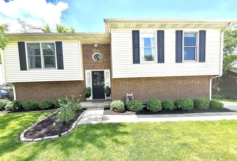 1148 Wood Ridge Rd, Lexington, KY 40514