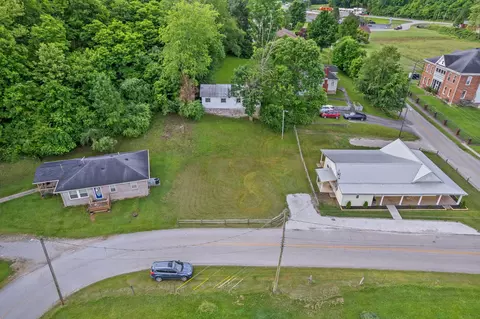 79 Washington St, Campton, KY 41301 photo 63