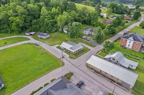 79 Washington St, Campton, KY 41301 photo 53