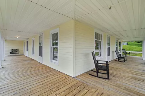 79 Washington St, Campton, KY 41301 photo 39